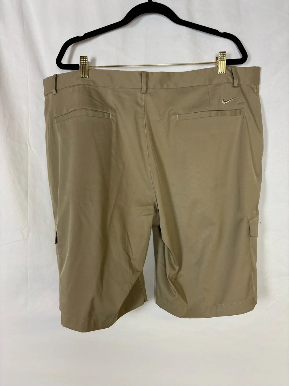 Nike Men's Tan Cargo Shorts